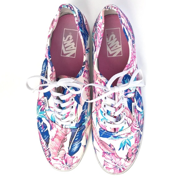 Vans Shoes - Vans Canvas Lace Up Sneakers WOM 10 | MEN 8.5